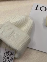 Шапка Loewe - Image 3
