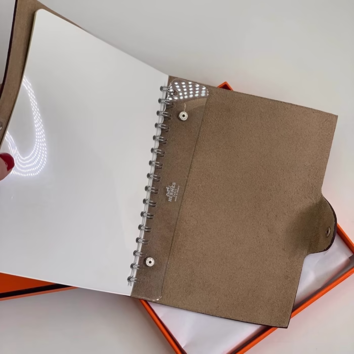 Блокнот Hermes 22,5х18,5 см - Image 3