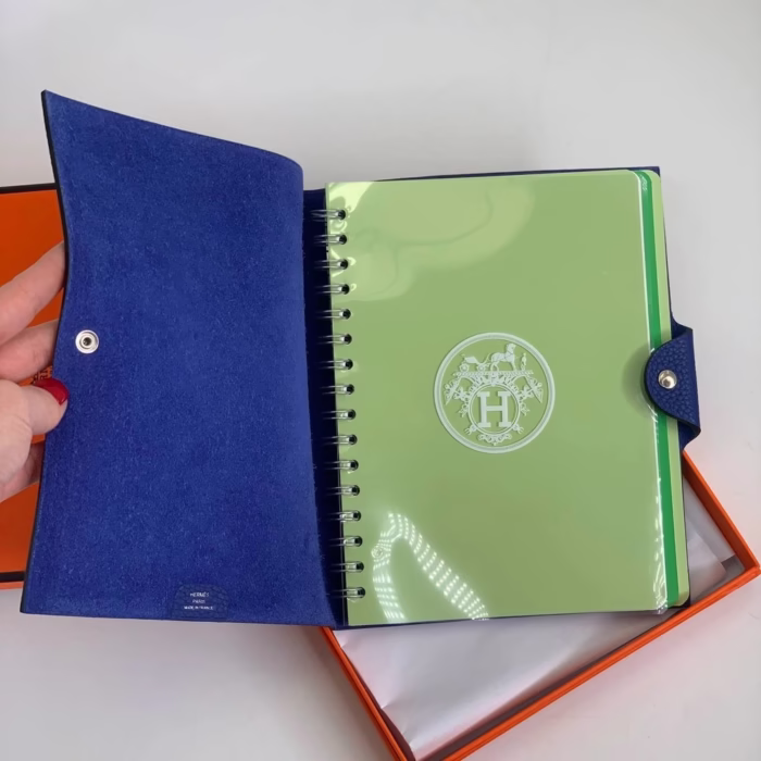 Блокнот Hermes 22,5х18,5 см - Image 2