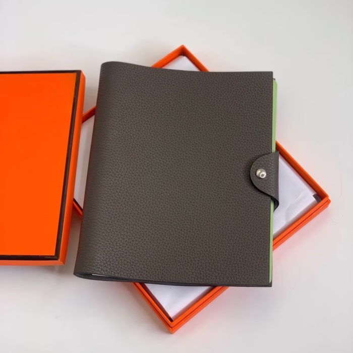 Блокнот Hermes 22,5х18,5 см - Image 1