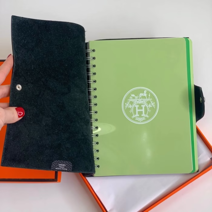 Блокнот Hermes 22,5х18,5 см - Image 2