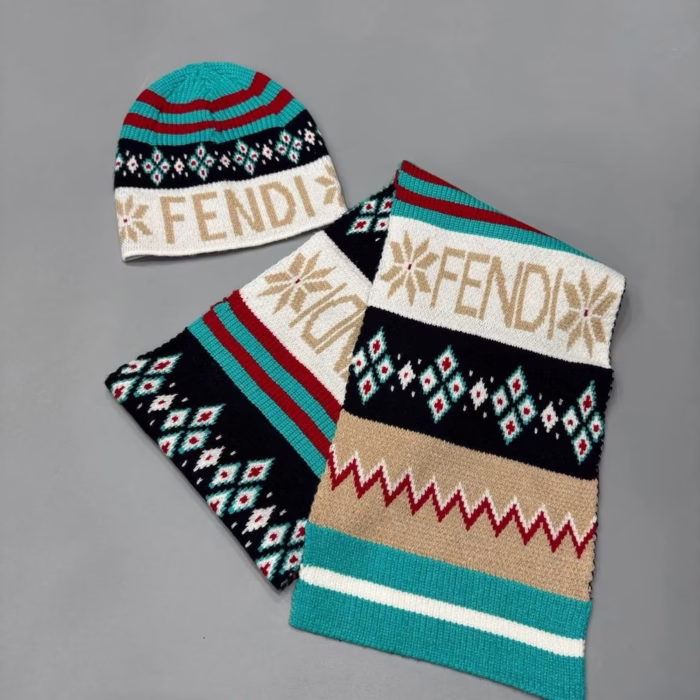 Комплект Fendi (шапка + шарф) - Image 1