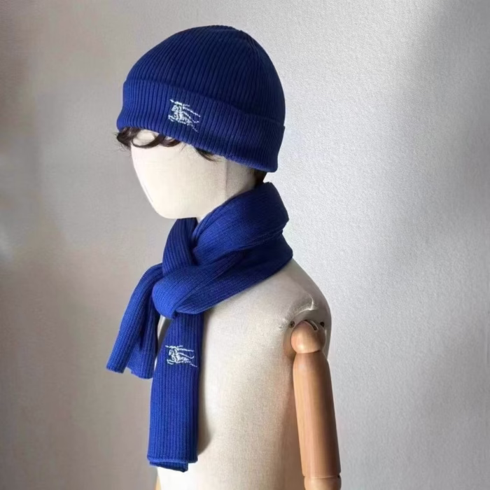 Комплект Burberry (шапка + шарф) - Image 1