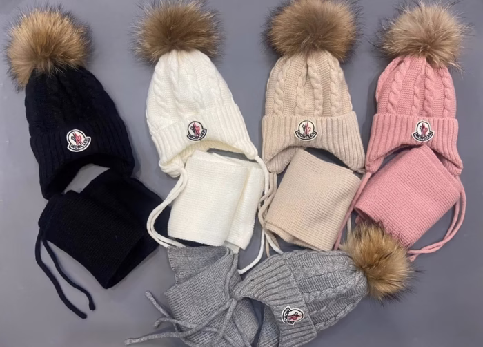 Комплект Moncler (шапка + шарф) - Image 1