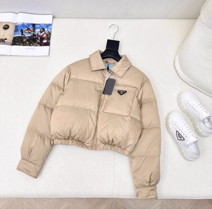 Пуховик Prada - Image 1