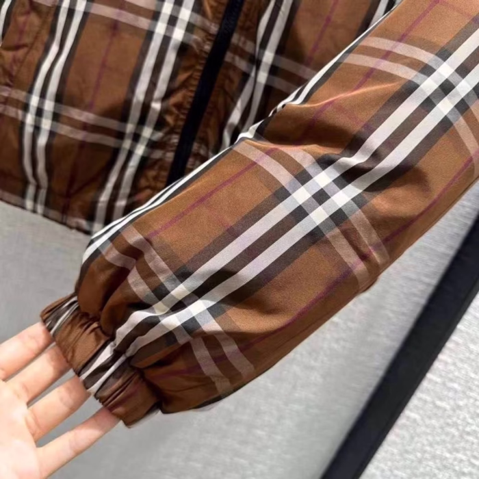 Пуховик Burberry - Image 5