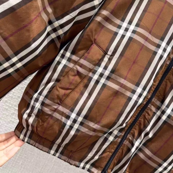 Пуховик Burberry - Image 6