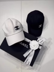 Кепка CHANEL