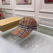 Кепка Burberry