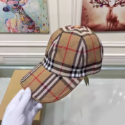 Кепка Burberry - Image 3
