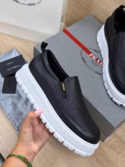 Слипоны Prada — изображение 3