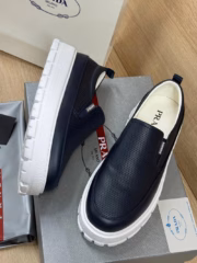 Слипоны Prada