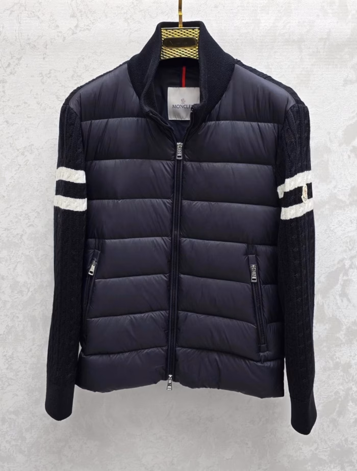 img_4589-2 Куртка Moncler — изображение 1