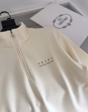 Толстовка Prada — изображение 4