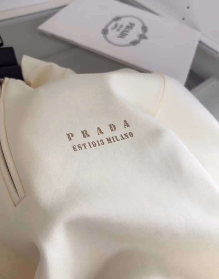 Толстовка Prada — изображение 8