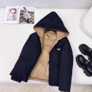 Куртка Prada — изображение 5