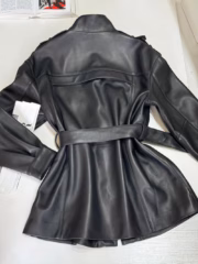 Кожаная куртка Yves Saint Laurent — изображение 2