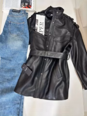 Кожаная куртка Yves Saint Laurent — изображение 7