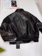 Кожаная куртка Yves Saint Laurent — изображение 2